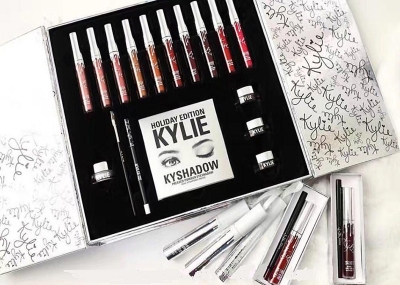 Kylie Holiday Big Gift Box Edition Limited Kit Wholesale